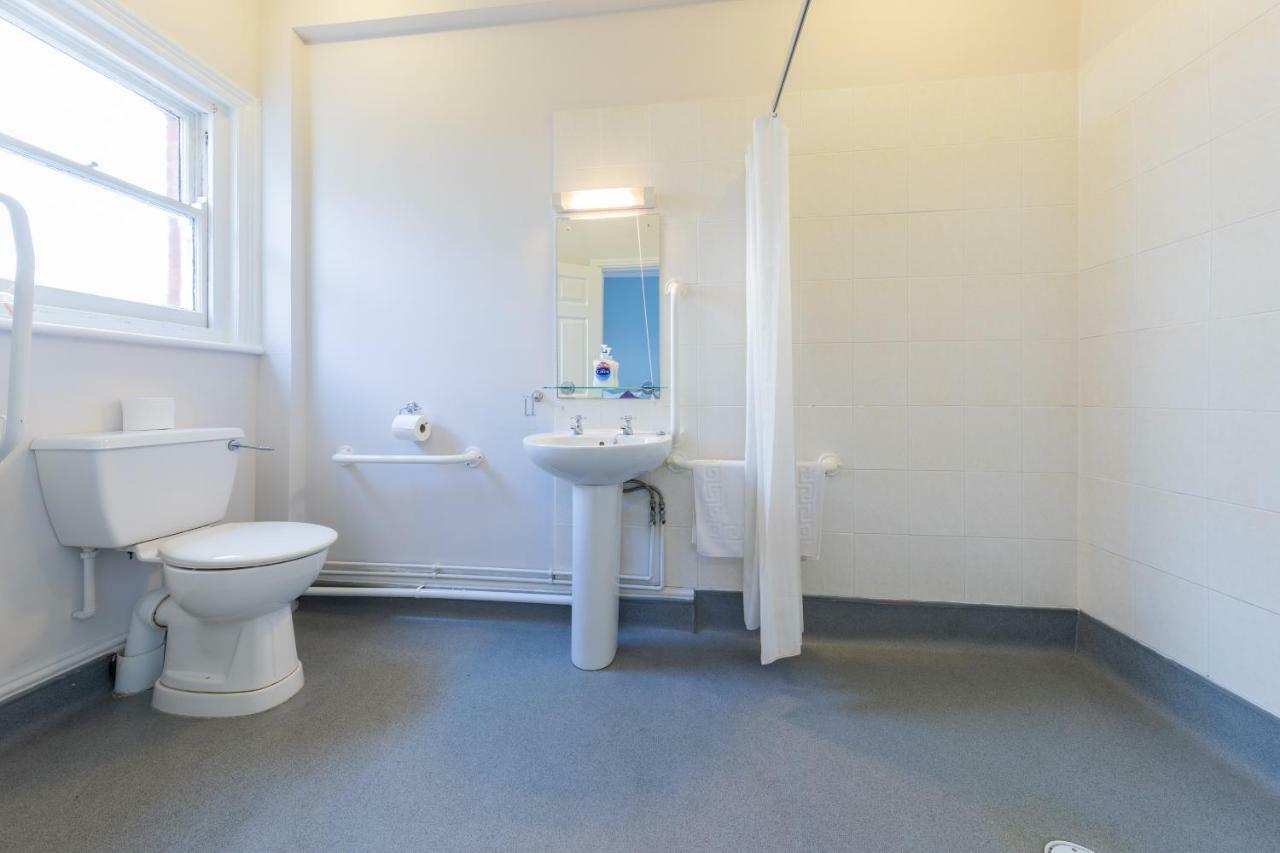 The Clee Hotel - Cleethorpes, Grimsby, Lincolnshire Екстер'єр фото