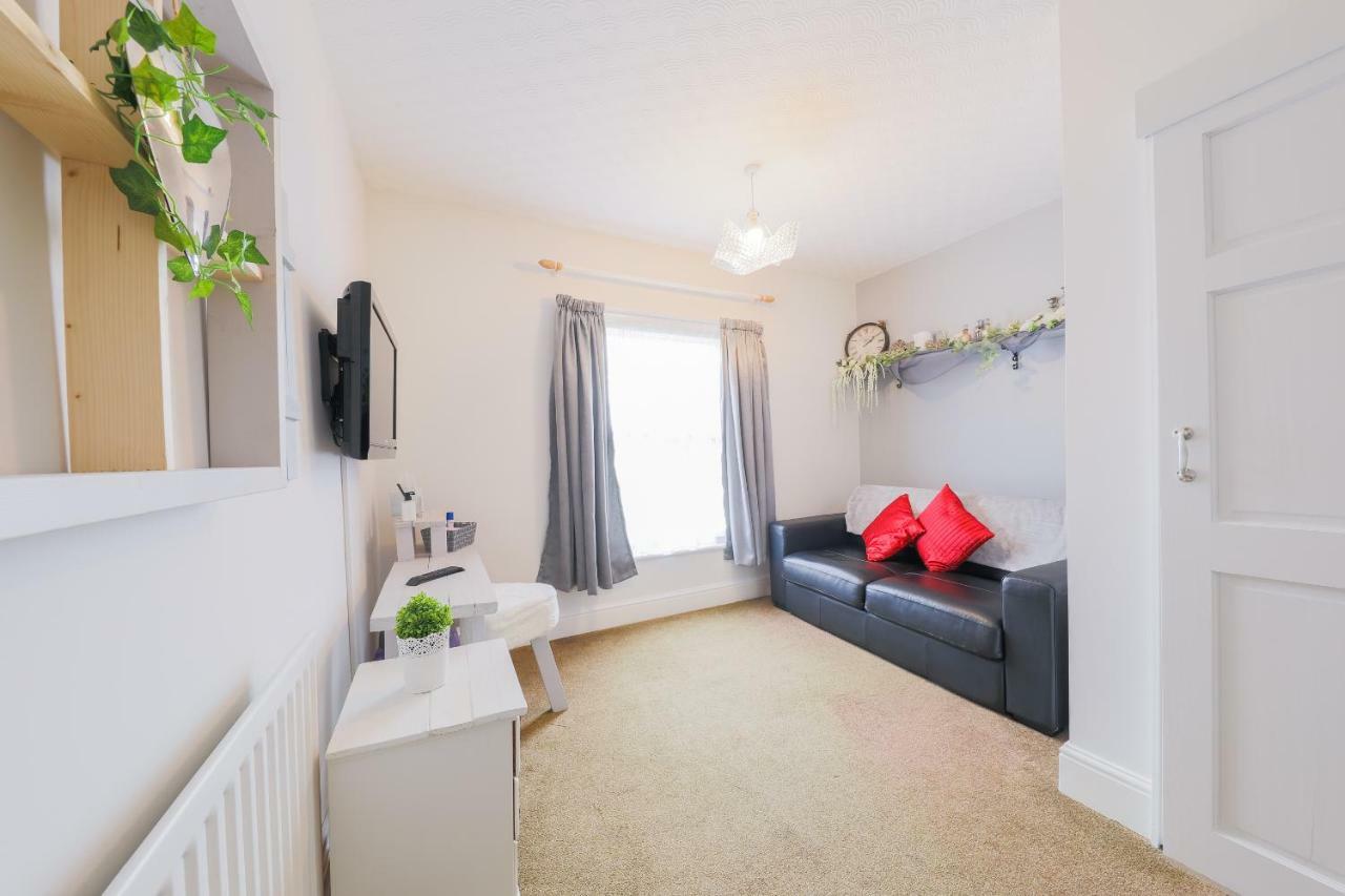 The Clee Hotel - Cleethorpes, Grimsby, Lincolnshire Екстер'єр фото